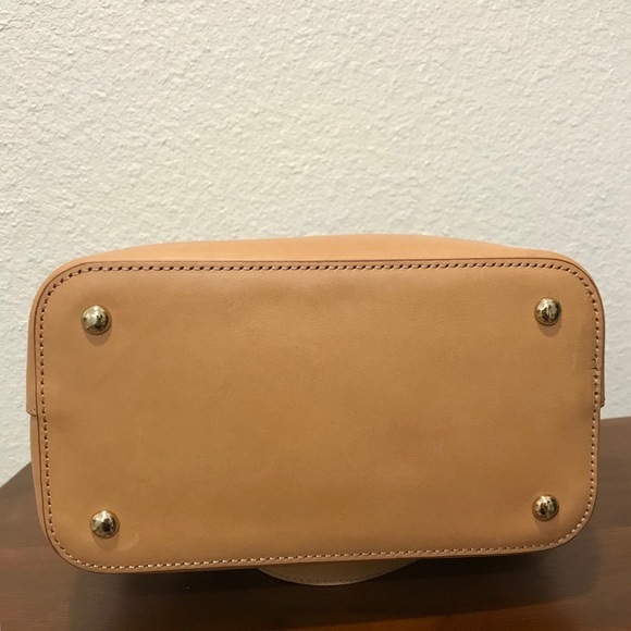 ❌SOLD❌ Celine Lefebure Leather Bucket Crossbody - Picture 6 of 8